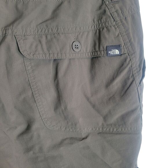 The North Face Nylon 10" Shorts Women's Size 12 Tall Green Roll Tab Cuff Hiking - Picture 6 of 12